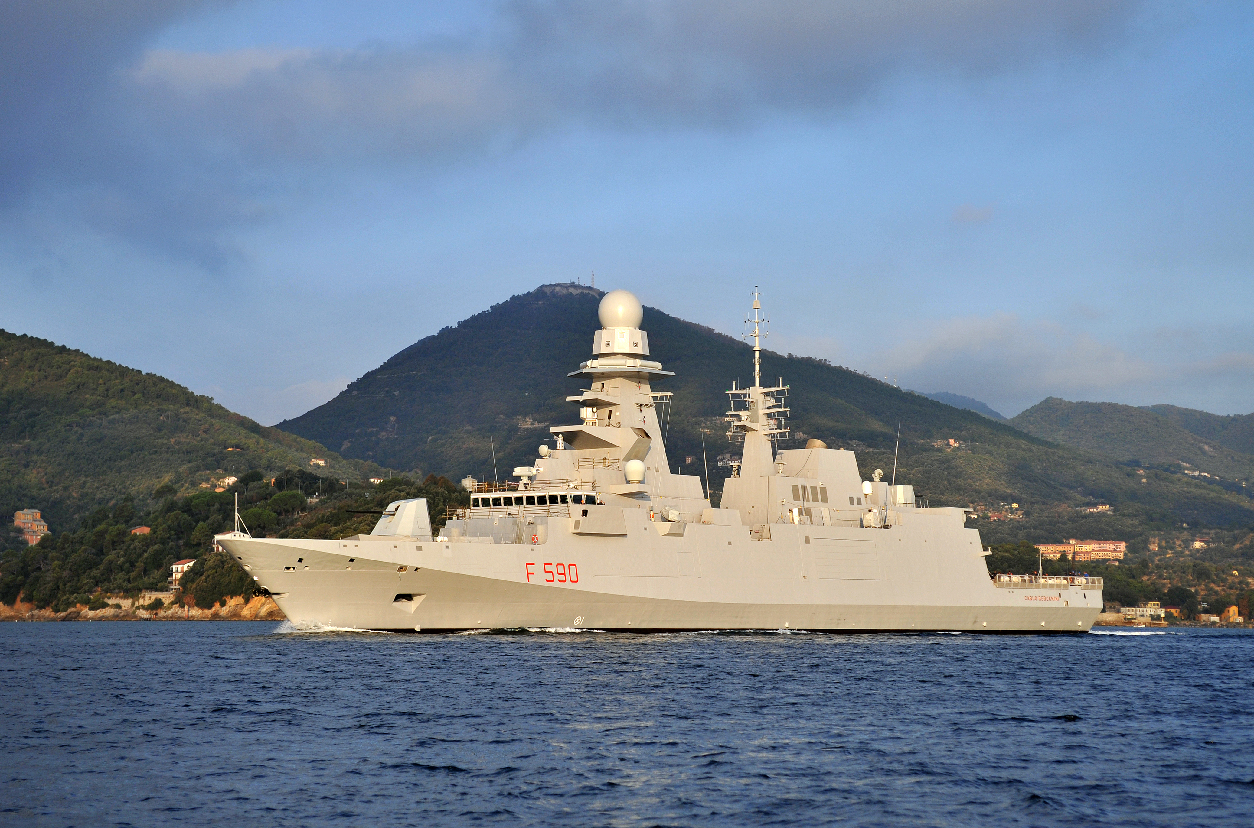 USS Constellation: Why the Navy's Superfrigate Plan Fell Apart