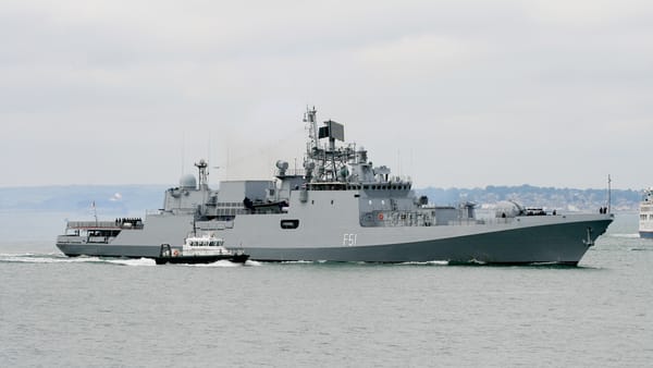 USA v Russia v China: Aircraft Carrier Showdown